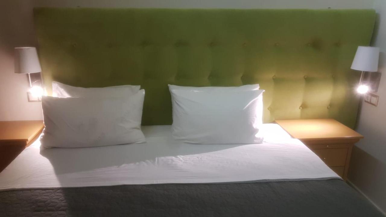Vila Thailanda In Katakolo Πύργος Εξωτερικό φωτογραφία